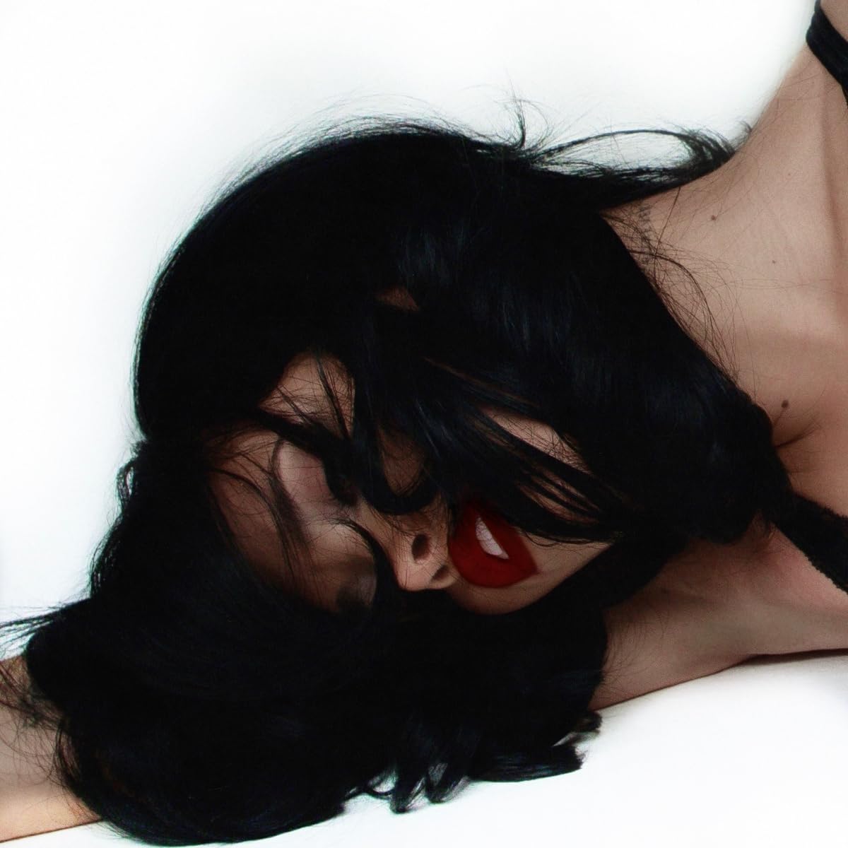 Nessa Barrett  - Tough Love Bleeding